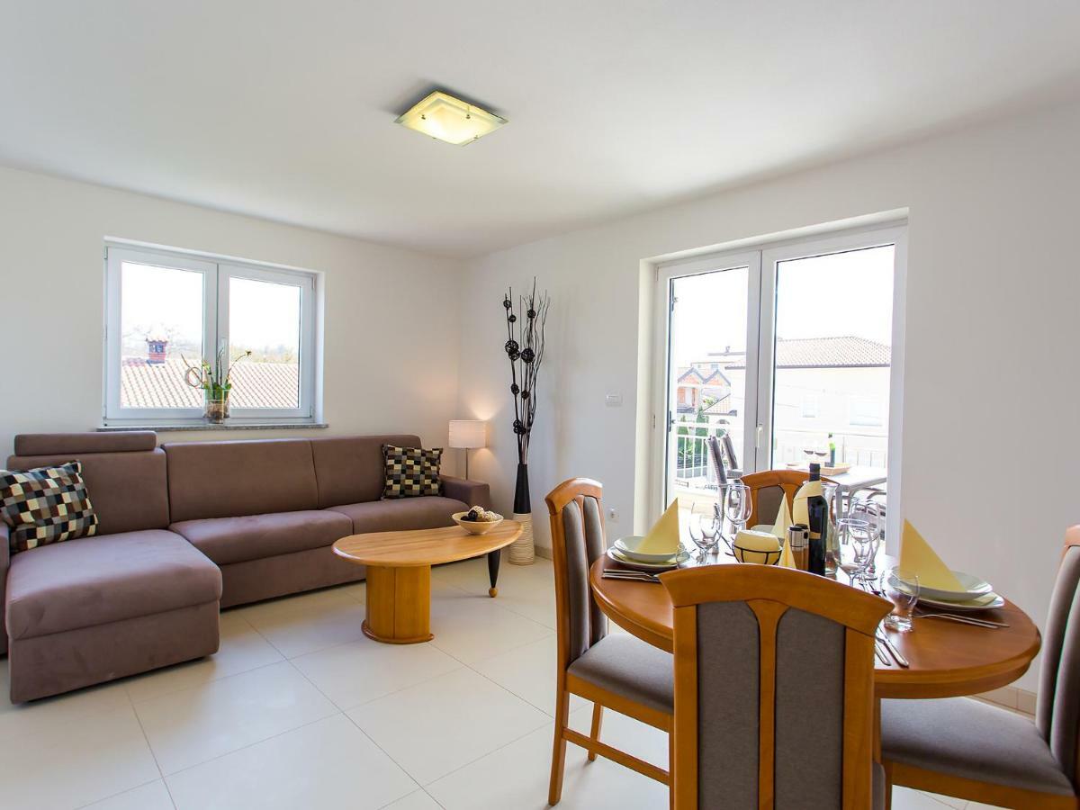 Apartment Maestral Poreč Exteriör bild